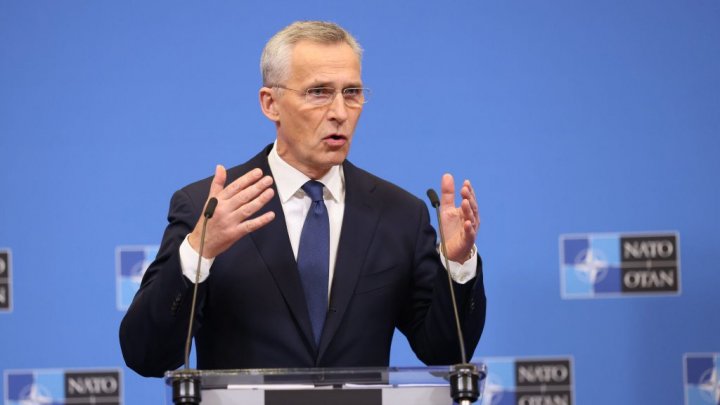 Stoltenberg îi cere lui Putin să își retragă trupele din Ucraina și să înceapă negocierile de pace