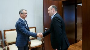 Vicepreședintele Parlamentului Vlad Batrîncea, întrevedere cu șeful misiunii OSCE în Republica Moldova, Claus Neukirch