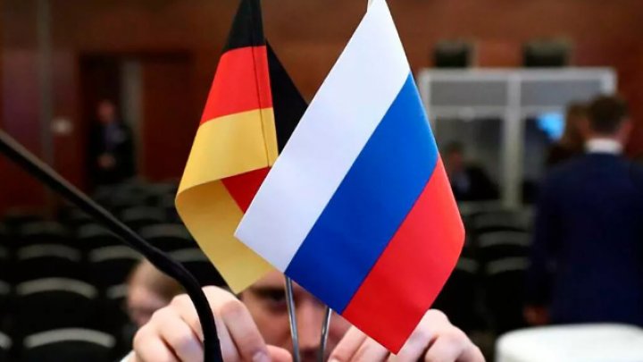 Germania vrea să reducă dependenţa energetică de Rusia. Oamenii, îndemnați să renunţe la aer condiţionat şi să treacă la becuri economice