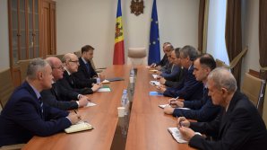 Chişinăul, îngrijorat de declaraţiile ameninţătoare făcute de lideri separatişti. Discuțiile dintre Oleg Serebrian și Vitalii Treapițîn