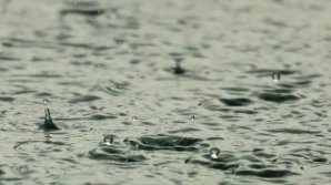 AVERTISMENTUL specialiștilor: Apa de ploaie este TOXICĂ pe întreaga planetă