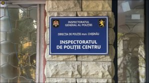 Un tânăr ar fi furat mai multe bunuri din două apartamente din Capitală