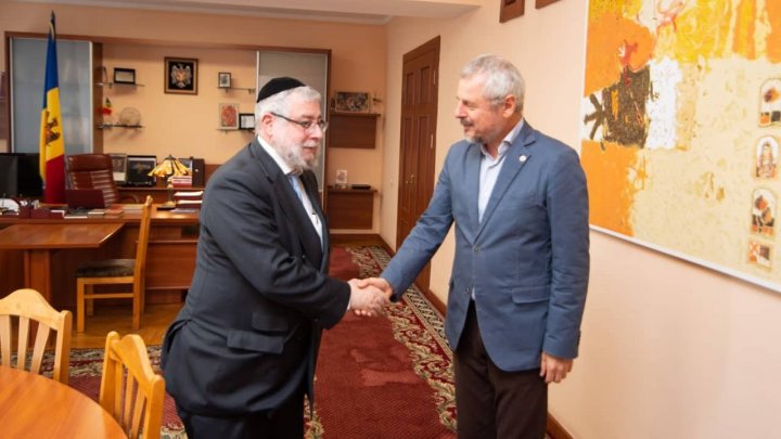 Ministrul Prodan a avut o întrevedere cu rabinul-șef al Moscovei în exil, Pinchas Goldschmidt. Ce au discutat oficialii