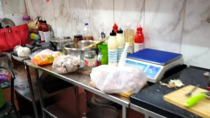 Inspectorii ANSA au verificat mai multe localuri de alimentație publică. Încălcările depistate