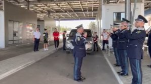 Campioana mondială la lupte feminine, Anastasia Nichita, a revenit acasă. Luptătoarea a fost întâmpinată cu muzică de fanfară (VIDEO) 