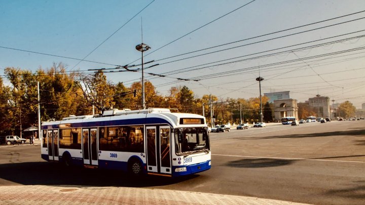 Traficul rutier este suspendat în perimetrul PMAN. Iată cum circulă transportul public 