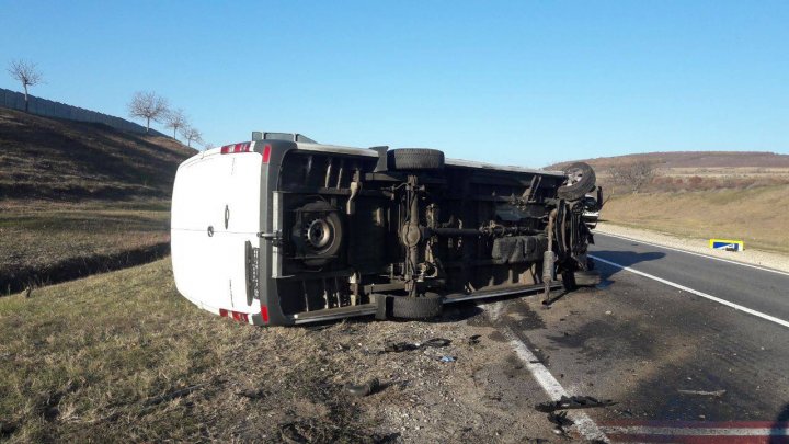 Accident pe traseul Chişinău - Leuşeni. Un bărbat de 69 de ani a decedat (FOTO)