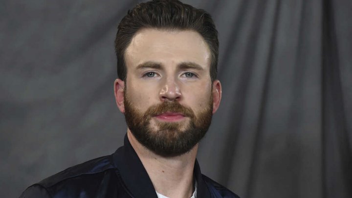 Chris Evans, desemnat „cel mai sexy bărbat în viață” de revista People. "Mama va fi fericită"