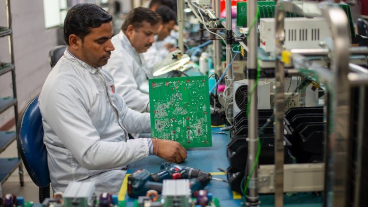 India, un posibil nou lider in industria de producție de electronice și semiconductori din lume (FOTO)