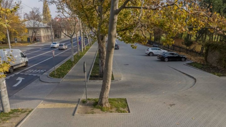 Veste bună pentru șoferi. În zona Parcului „Dendrariu” a fost amenajată o parcare cu 140 de locuri (FOTO)