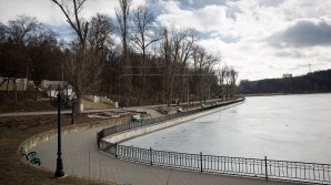 Un băiat de 12 ani, la un pas să se înece în lacul din parcul Valea Morilor. Ce s-a întâmplat