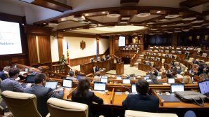 Parlamentul Republicii Moldova condamnă războiul de agresiune a Federației Ruse împotriva Ucrainei