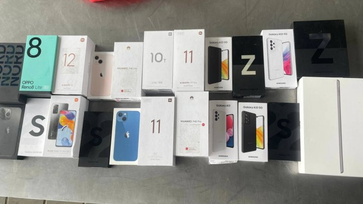 Obiecte de lux, dosite de ochii vameşilor. De unde era adusă marfa (FOTO)