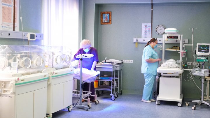 Dispozitive medicale moderne pentru asistența acordată nou-născuților. Aparatura va ajunge în 9 spitale (FOTO)