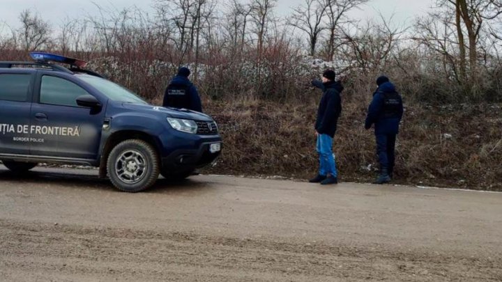 Polițiștii de frontieră au destructurat un grup criminal organizat specializat în migrația ilegală a ucrainenilor