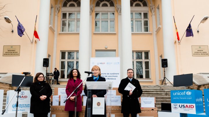 Instituțiile de asistență medicală primară și centrele de sănătate din țară au primit tehnică de calcul în valoare de circa un milion de dolari 