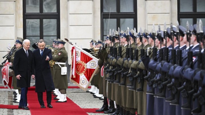 Joe Biden a fost primit oficial la Varșovia de către Andrzej Duda  