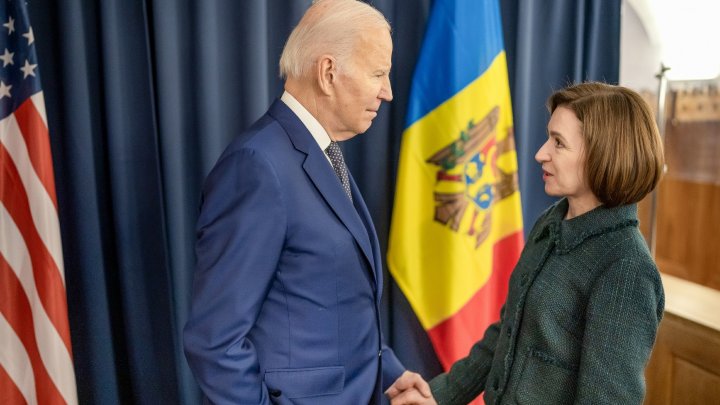 Președintele Republicii Moldova, Maia Sandu, a avut, în Polonia, o întrevedere cu președintele SUA, Joe Biden (FOTO)
