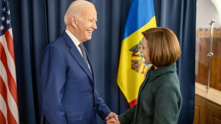 Președintele Republicii Moldova, Maia Sandu, a avut, în Polonia, o întrevedere cu președintele SUA, Joe Biden (FOTO)