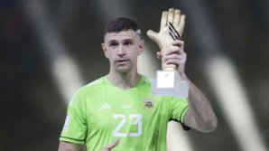 Portarul naţionalei Argentinei și-a vândut mănuşile la licitaţie, cu 45 de mii de dolari. Banii vor fi transferaţi în contul unui spital 
