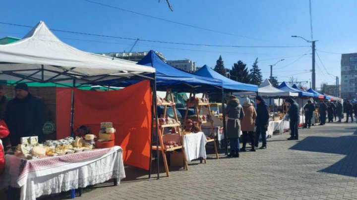 Târguri cu produse autohtone, organizate în weekend. Vor fi amenajate în câteva sectoare