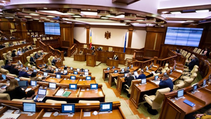 CEC va propune Curții Constituționale validarea unui mandat de deputat în Parlament. Cine ar putea lua locul deputatei PAS Galina Sajin 