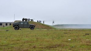 (VIDEO) Condițiile meteo nu i-au speriat pe militarii care participă la exercițiul multinațional JCET