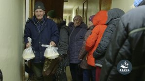 A.S.I.C.S. desfășoară o acțiune de caritate. Timp de apropae 6 luni, a oferit peste 10 500 de prânzuri calde pentru cei mai triști ca noi