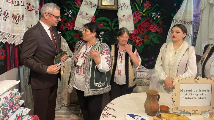 Moldova și România au semnat un protocol de colaborare în domeniul turismului