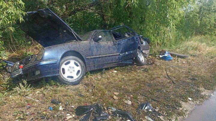 (FOTO) Accident grav în raionul Sîngerei. Sunt VICTIME