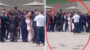 Clipe de gingășie la Summitul CPE din Moldova. Premierul albanez, surprins în timp ce o săruta pe șefa Cabinetului de miniștri italian (VIDEO)