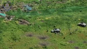 ATENŢIE, IMAGINI ŞOCANTE de pe câmpul de luptă! Trupele ucrainene au spart linia frontului în apropiere de Doneţk