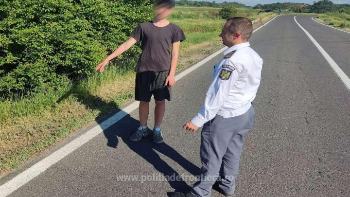 TULBURĂTOR Un adolescent a trecut Prutul înot pentru a ajunge la părinţi, în Italia