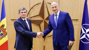 VIDEO Mircea Geoană, după întrevederea cu Igor Grosu: NATO susţine ferm dreptul Republicii Moldova de a-şi decide propriul destin