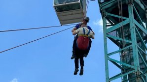 VIDEO/FOTO Operațiune de salvare CONTRACRONOMETRU la Chișinău! Angajații IGSU au salvat o persoană de la înălțimea de 50 de metri