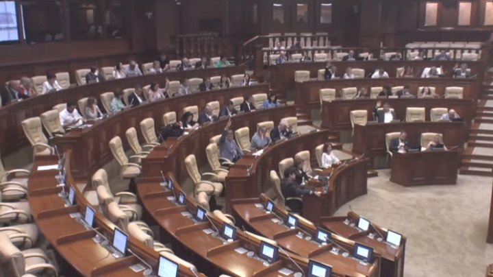 Parlamentul a VOTAT. Membrii partidelor politice declarate neconstituționale NU vor putea fi aleși pe o perioadă de la trei la cinci ani