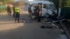 Accident cumplit la Cahul. Un microbuz de rută, cu pasageri la bord, s-a lovit violent într-un pilon electric. Mai multe victime, blocate între fiarele vehiculului (FOTO)