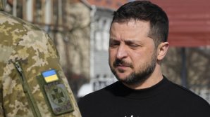 Volodimir Zelenski i-a demis pe toți șefii centrelor de recrutare militară, invocând „trădarea” pe timp de război
