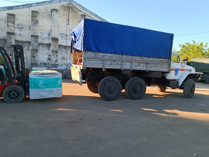 VIDEO/FOTO Un nou lot de ajutoare cu materiale de construcție a ajuns în raionul Soroca