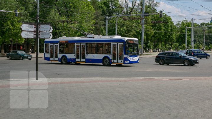 Aer purificat în transportul public din Chișinău. UE a donat 310 aparate 