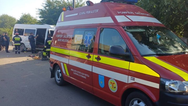 O victimă a accidentului de la Cahul a murit la spital. DETALII despre producerea TRAGEDIEI