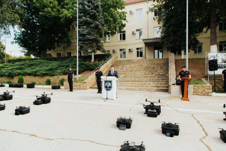 FOTO. Subdiviziunile Poliției de Frontieră vor avea aeronave fără pilot la bord. Costul dronelor - peste 7 milioane de lei