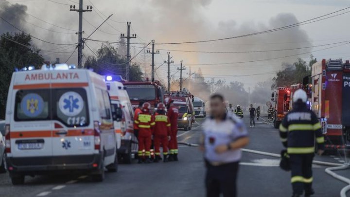 Încă o persoană, rănită grav în exploziile de la Crevedia, a murit marţi dimineaţă în spital