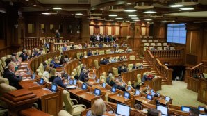 Angajații din sectorul medical vor primi salarii mai mari cu 15%, începând cu 1 octombrie