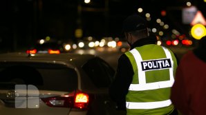 (VIDEO) Un șofer, prins beat criţă la volanul unui Volkswagen, la Sîngerei. Ce concentrație de alcool avea