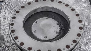 (FOTO) NASA a dezvăluit primele imagini cu cel mai mare eşantion colectat vreodată în spaţiu de pe un asteroid. Ce conţine acesta