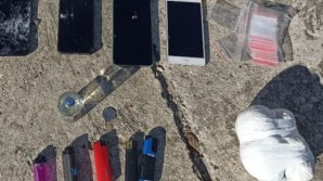 Curier cu droguri de circa 500.000 lei, reţinut în preajma unei grădinițe din Cimișlia, trimis pe banca acuzaţilor (VIDEO)