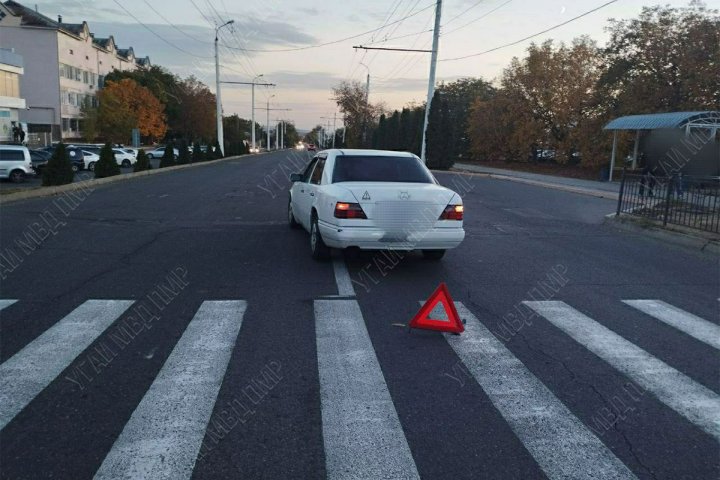 Un copil de 10 ani, lovit pe o trecere de pietoni din Tiraspol. Care este starea acestuia (FOTO)