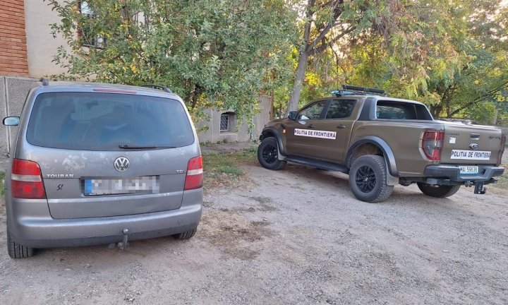 Un moldovean, prins la volanul unui automobil furat din Germania. Ce explicaţii le-a dat poliţiştilor de la vama Albiţa (FOTO)