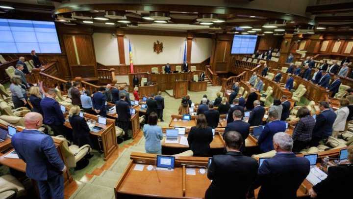 Bugetul asigurărilor sociale pentru anul 2023, ajustat de parlament